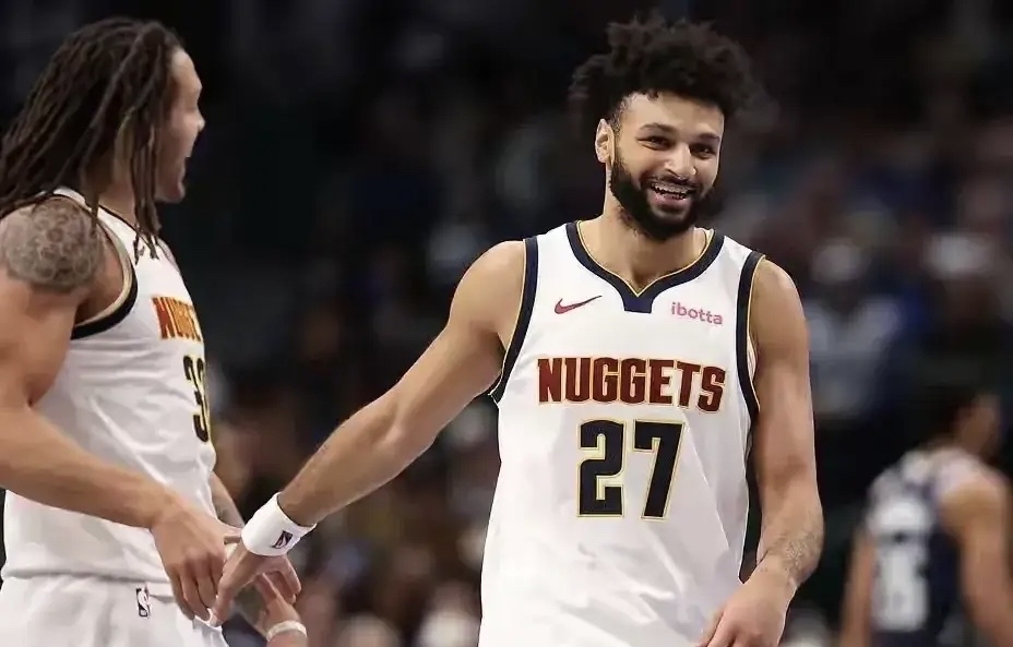 JackeyLove迎来三赛季出色发挥,快船观众热烈欢呼!气势如虹延续的简单介绍 JackeyLove迎来三赛季出色发挥,快船观众热烈欢呼!气势如虹延续的简单介绍